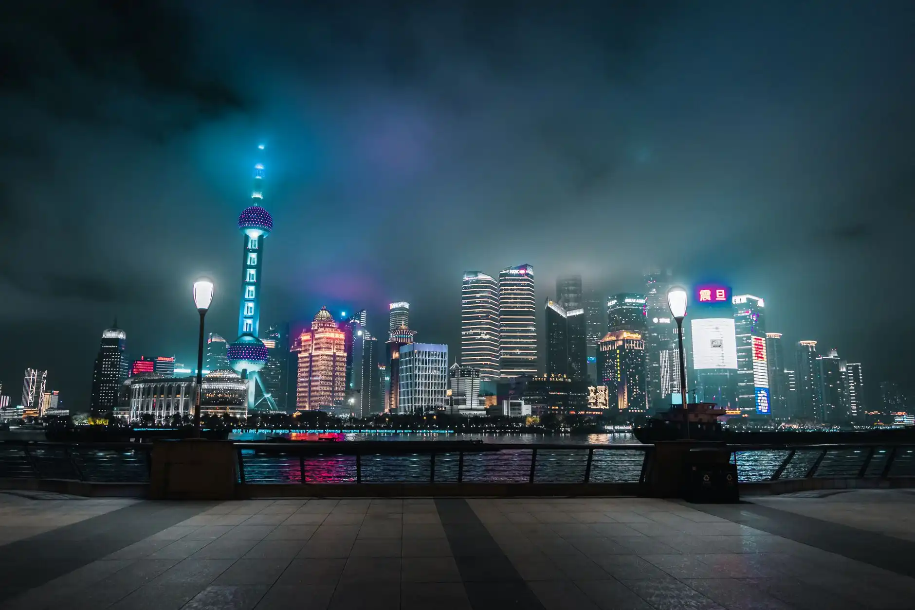 库存预警软件在制造业中的应用价值与实施要点